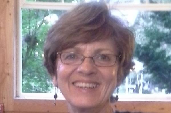 Marie's Personable Bartending