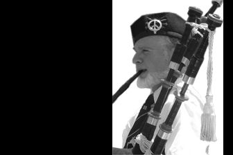 Bagpiper Brian Quirk