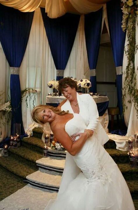 Weddings With Wendy