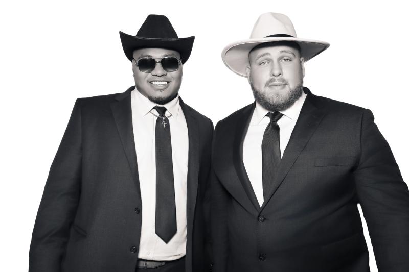 Get studio quality photos ins